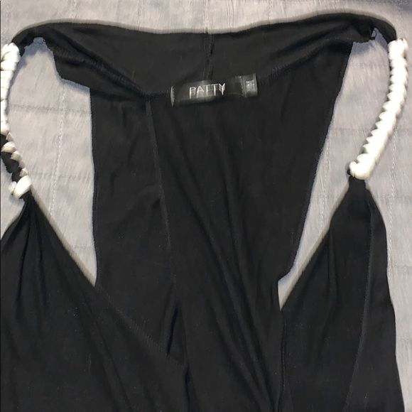 Halter style top - Picture 2 of 3